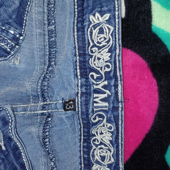 Jeans - Picture 3 of 4